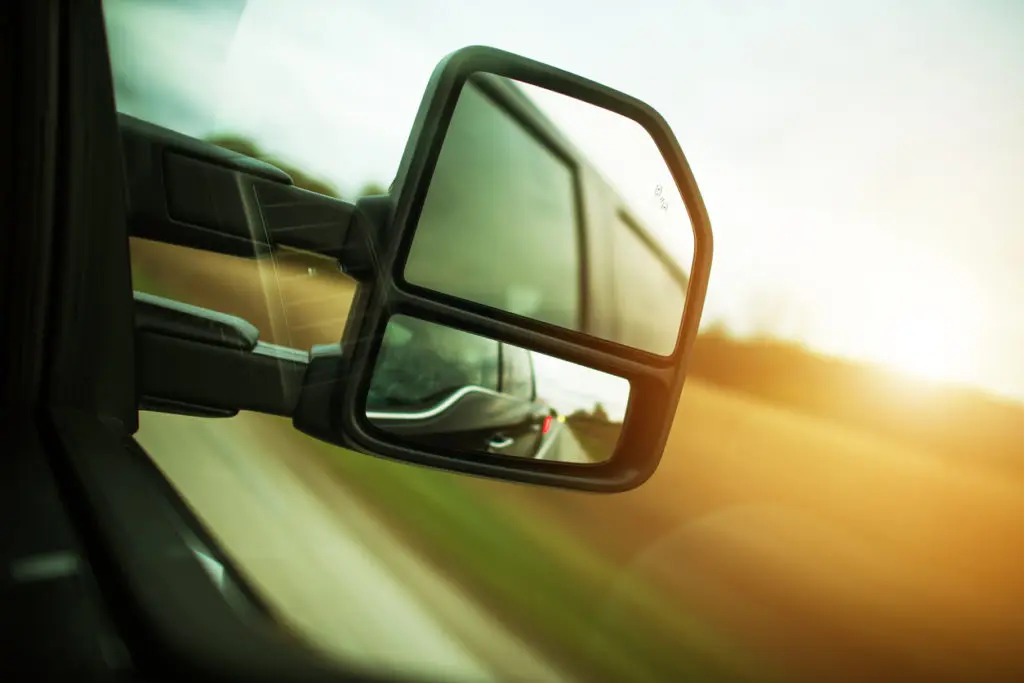 The Most Dangerous Areas Around a Large Truck